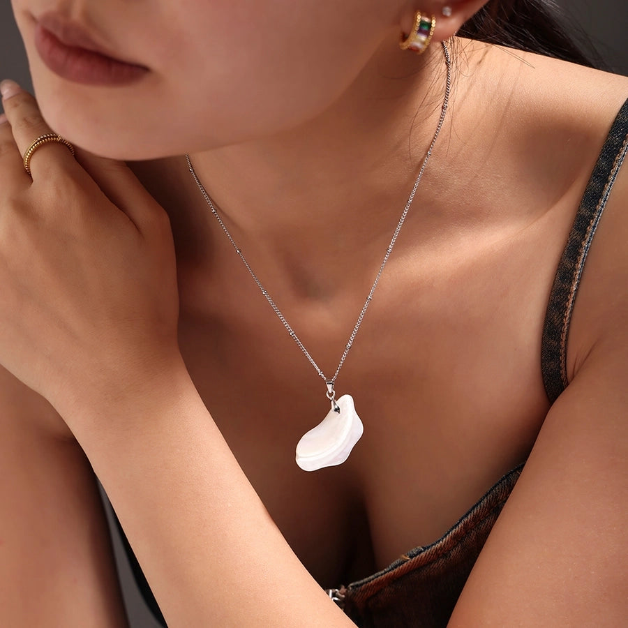 Jewelry Elegant Irregular Leaf 304 Stainless Steel Shell Pendant Necklace
