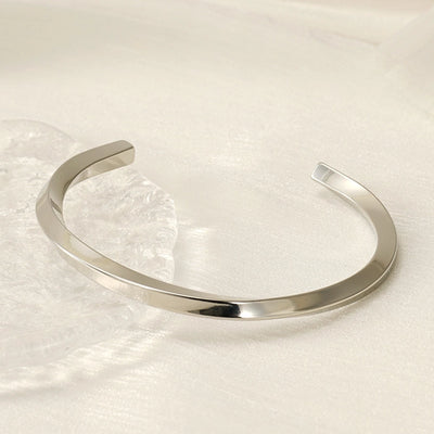 Elegant Romantic Geometric Solid Color 18K Gold Plated 304 Stainless Steel  Bangle