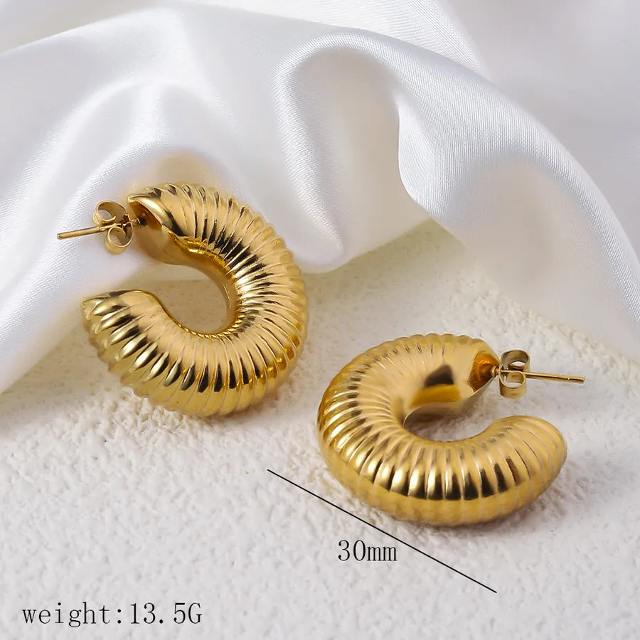 1 Pair Simple Style Commute Geometric Heart Shape Plating Titanium Steel Drop Earrings Earrings Ear Studs