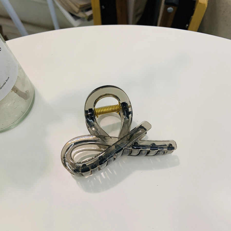 Women's Simple Style Bow Knot Plastic Resin Polishing Hair Claws