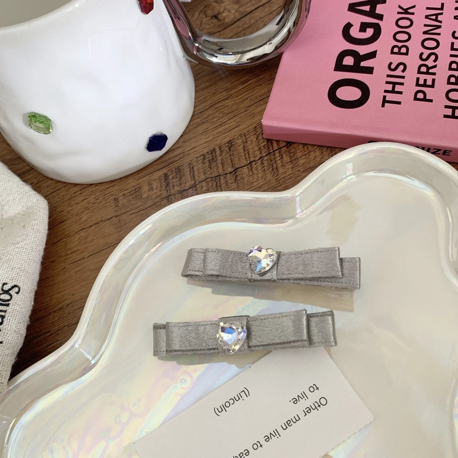 Women's Elegant Streetwear Bow Knot Leather Hair Clip Hair Tie