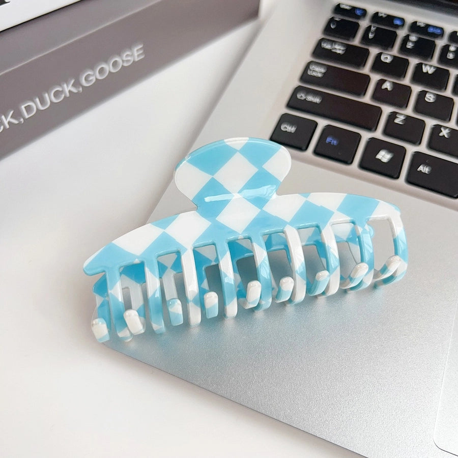 simple style lattice pvc hollow out hair claws