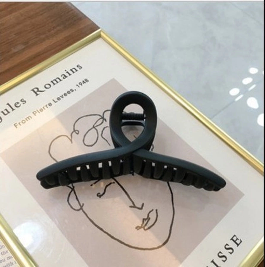 fashion geometric resin stoving varnish hair claws 1 piece