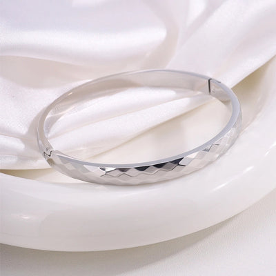 Casual Simple Style Solid Color Titanium Steel  Bangle