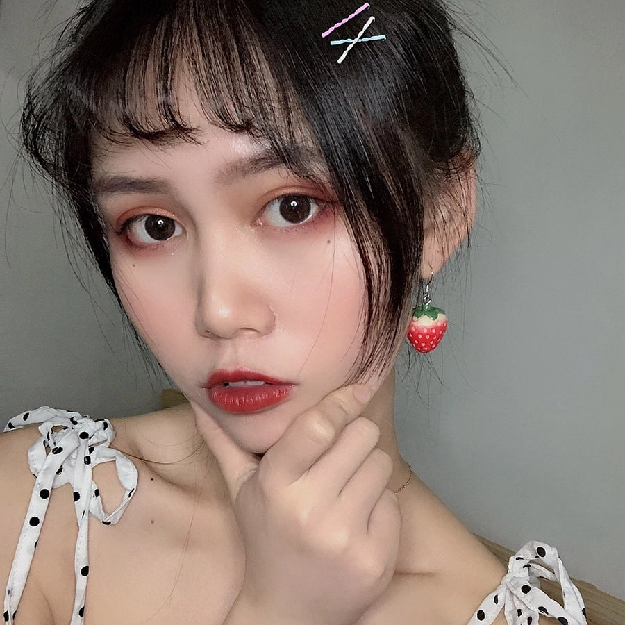 Cute age-reducing ~ 925 silver needle small strawberry earrings female temperament   sweet earrings live