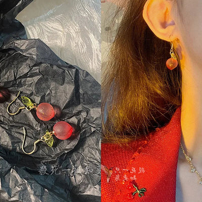 French retro earrings women's temperament earrings high-end feeling mosquito-repellent incense plate ear clip women's No ear hole pearl earrings women's wholesale