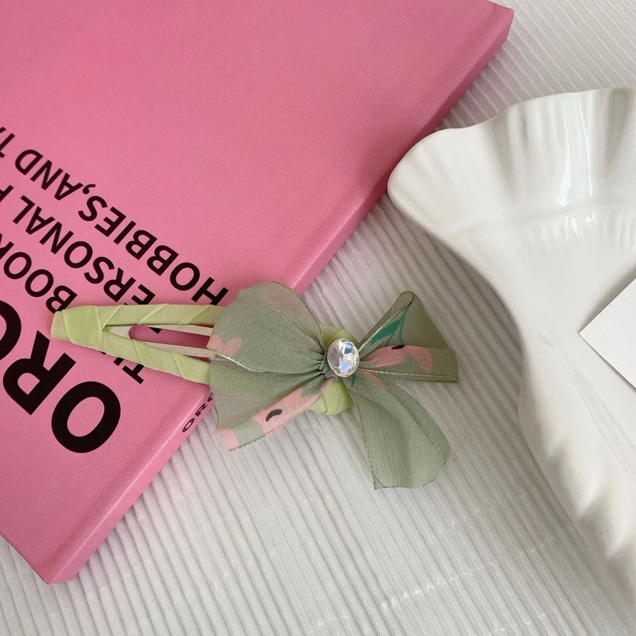 Women's Elegant Simple Style Bow Knot Cloth Hair Clip