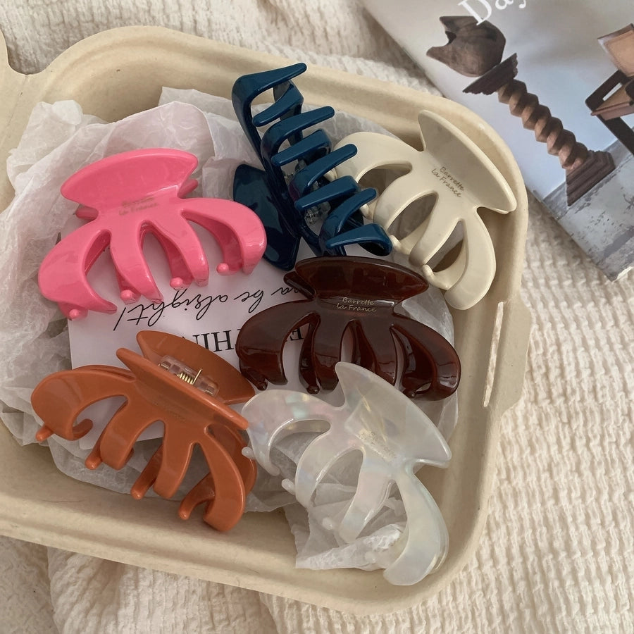 Women's Elegant Streetwear Geometric Acetic acid sheets Hair Claws