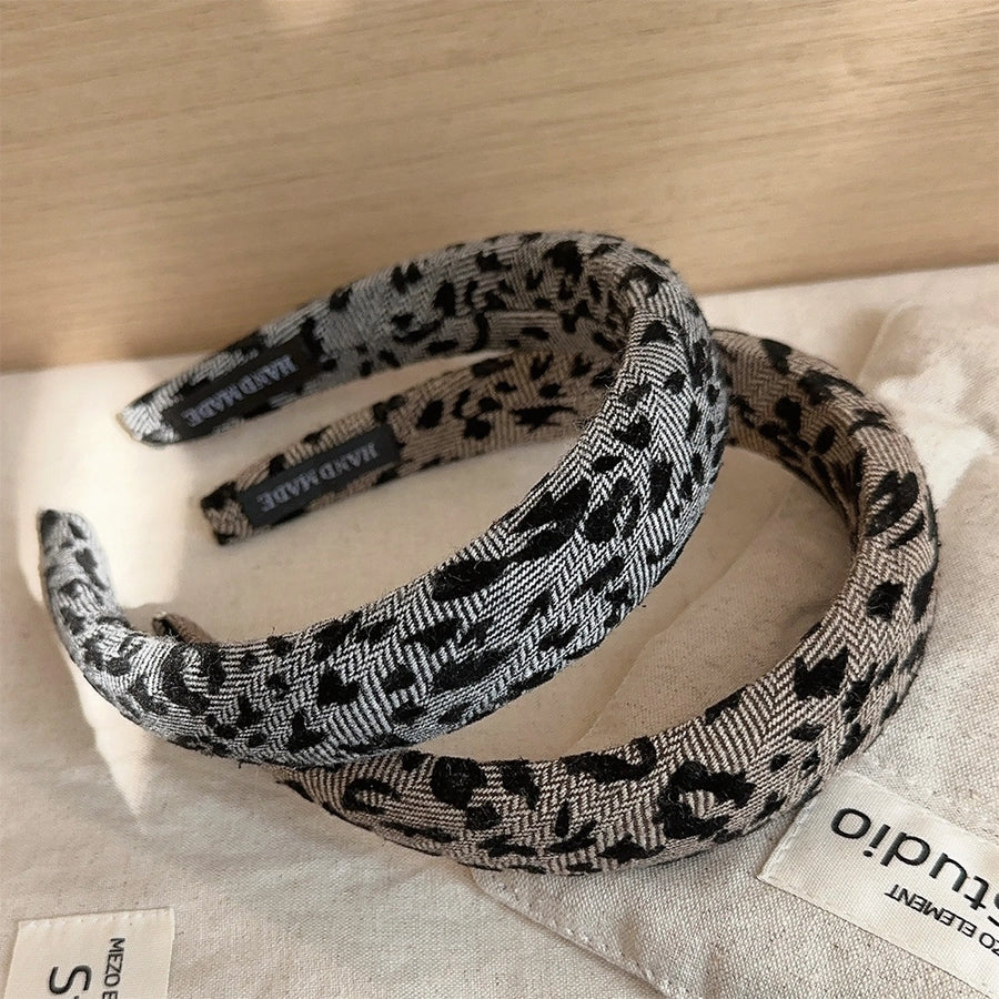 Retro Women's Leopard Cloth Resin Hair Band