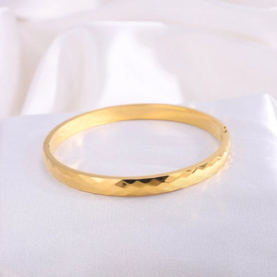Casual Simple Style Solid Color Titanium Steel  Bangle