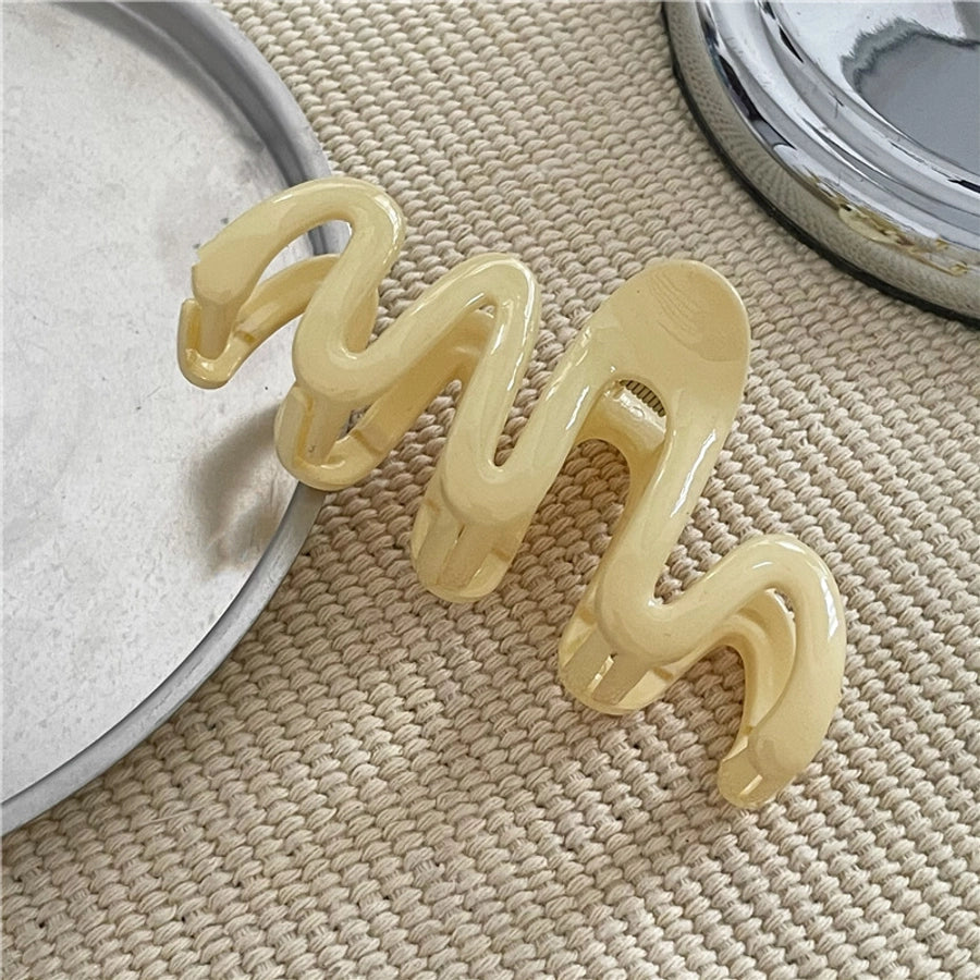 Women's Sweet Korean Style Waves Lines Plastic Hair Claws