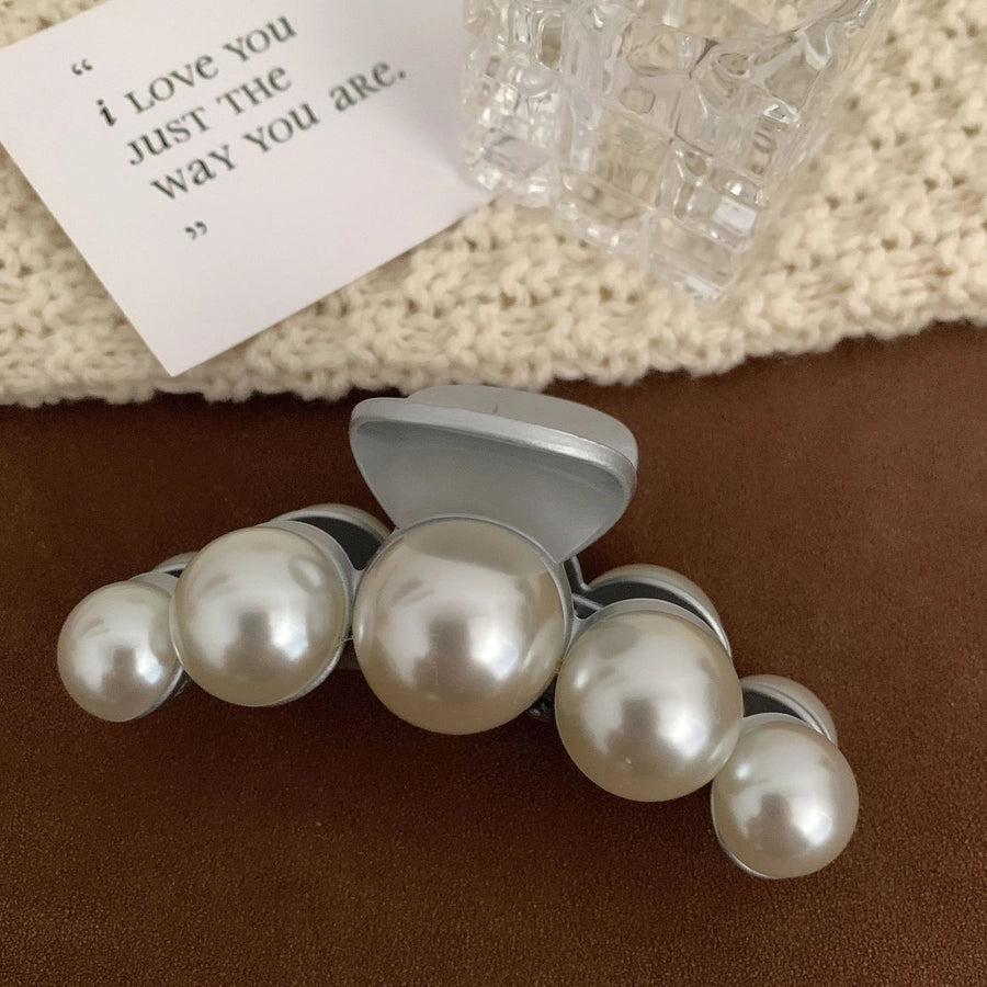 classic style solid color plastic hair claws