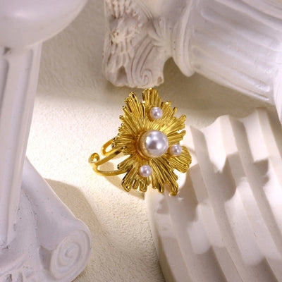 French Style Retro Minority Pearl Ear Stud and Ring Suit Light Luxury High-Grade Autumn Design Flower Rings Ear Studs