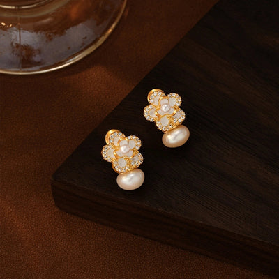 1 Pair Glam Luxurious French Style Flower Inlay Copper Freshwater Pearl Zircon 18K Gold Plated Ear Studs