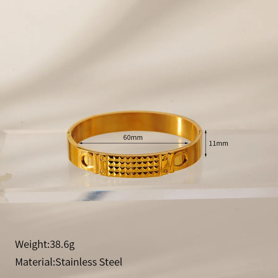 Elegant Round 304 Stainless Steel Bangle In Bulk