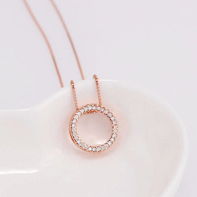 Copper box chain Inlay Round Zircon Pendant Necklace