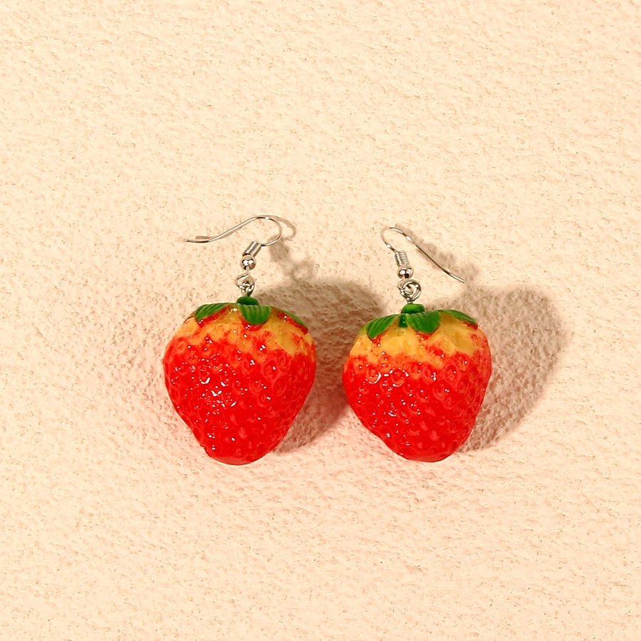 W665 Limeng Jewelry Source   Fashion New Strawberry Pendant Earrings Cute Fruit Earrings