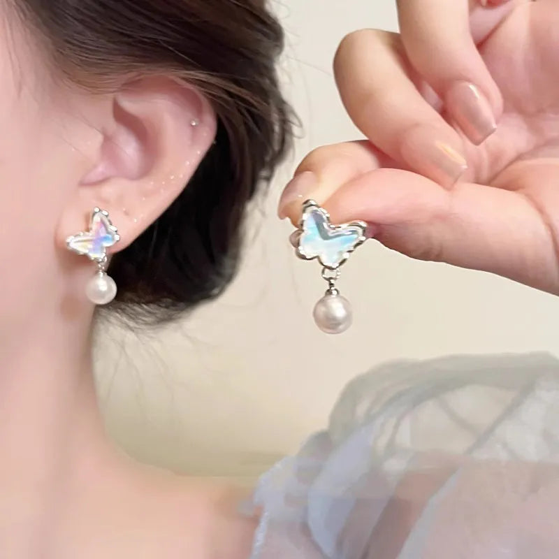 1 Pair Elegant Lady Geometric Heart Shape Plating Alloy Drop Earrings Ear Studs