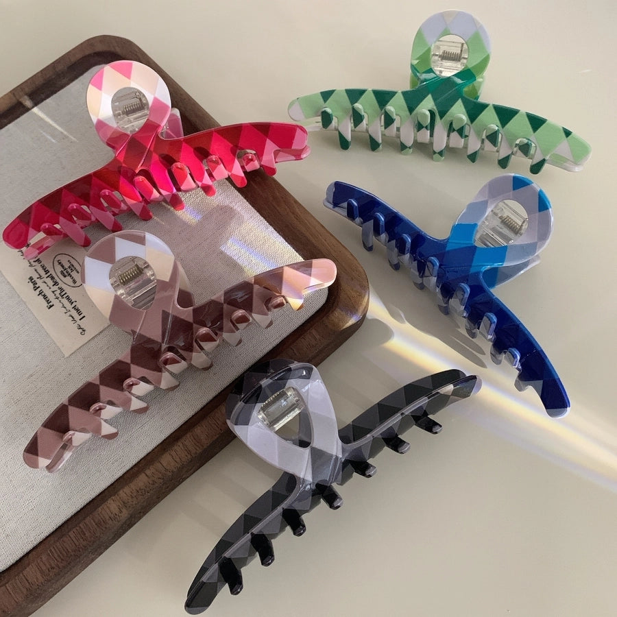 Women's Simple Style Classic Style Argyle Plastic Hair Claws
