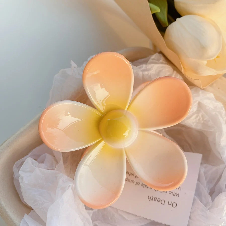 sweet flower plastic hair claws