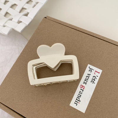 Women's Simple Style Classic Style Heart Shape Acetic acid sheets Hair Claws