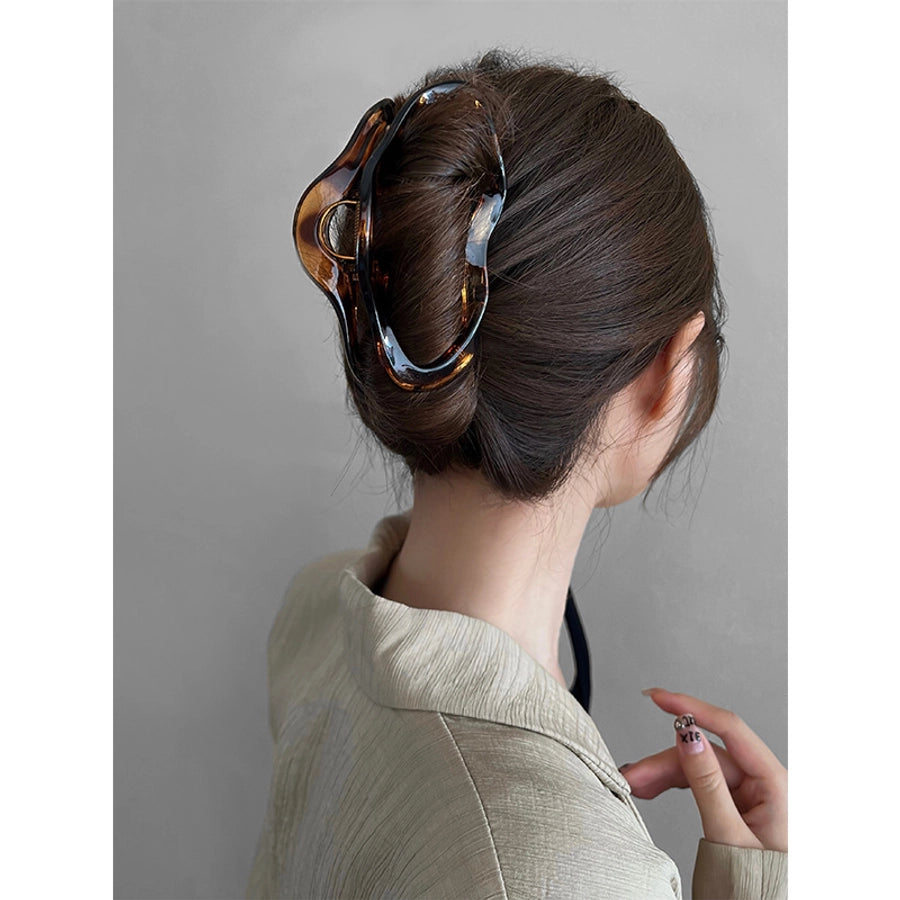 Women's French Style IG Style Solid Color Plastic Spray Paint Hair Claws