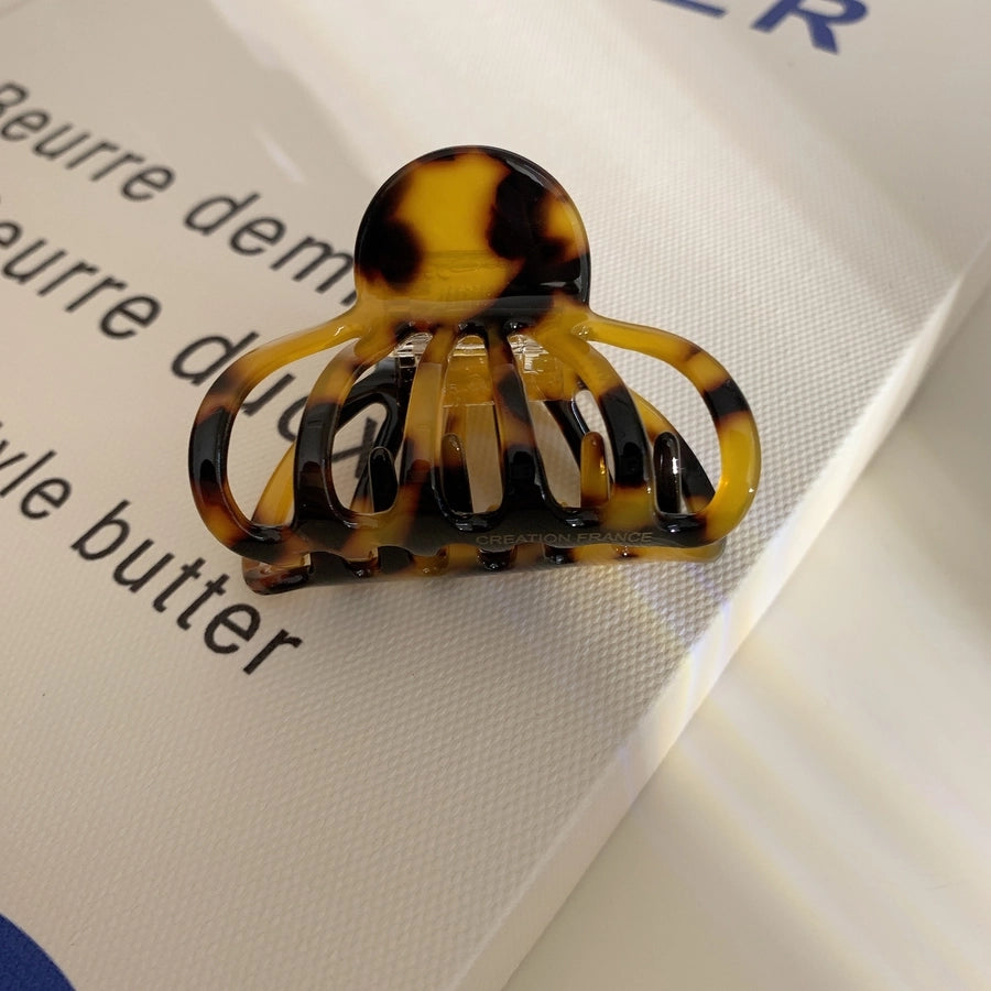 Women's Casual Simple Style Marble Shell Acetic acid sheets Hollow Out Hair Claws