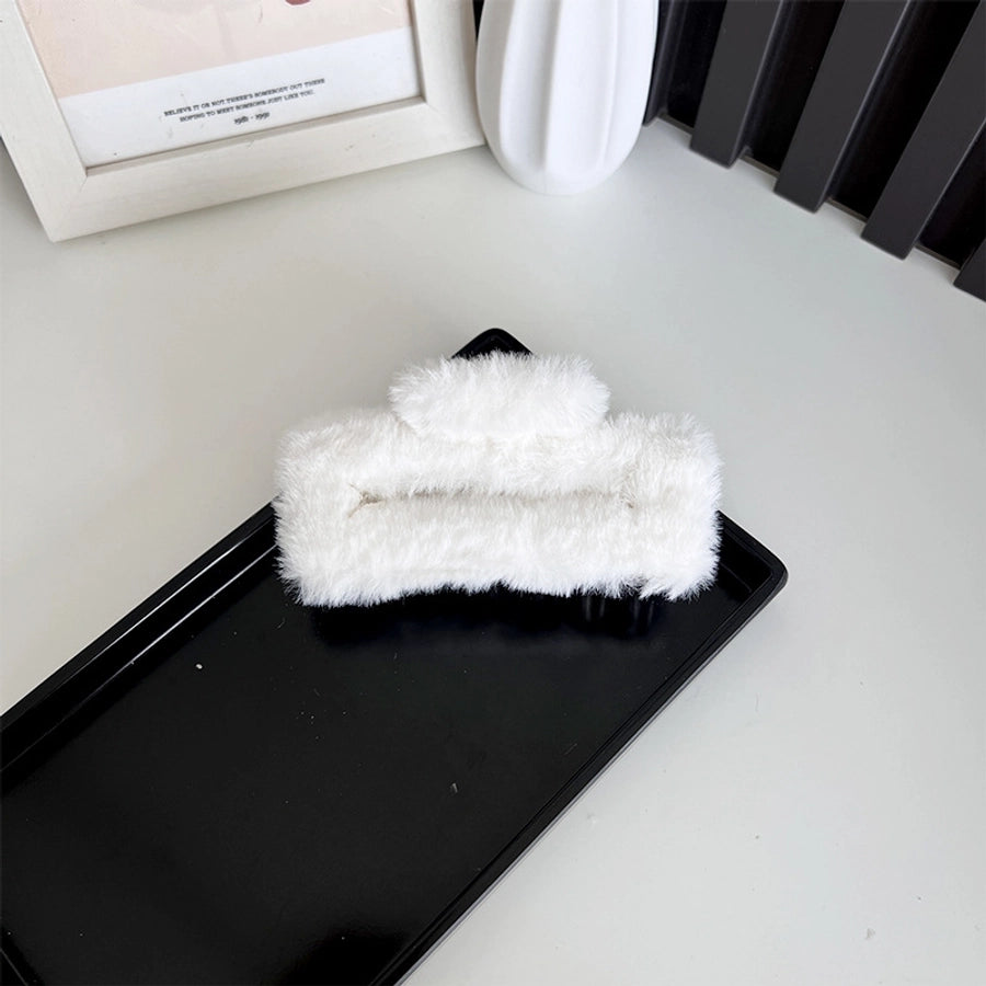 Women's Simple Style Solid Color PC Plush Hair Claws
