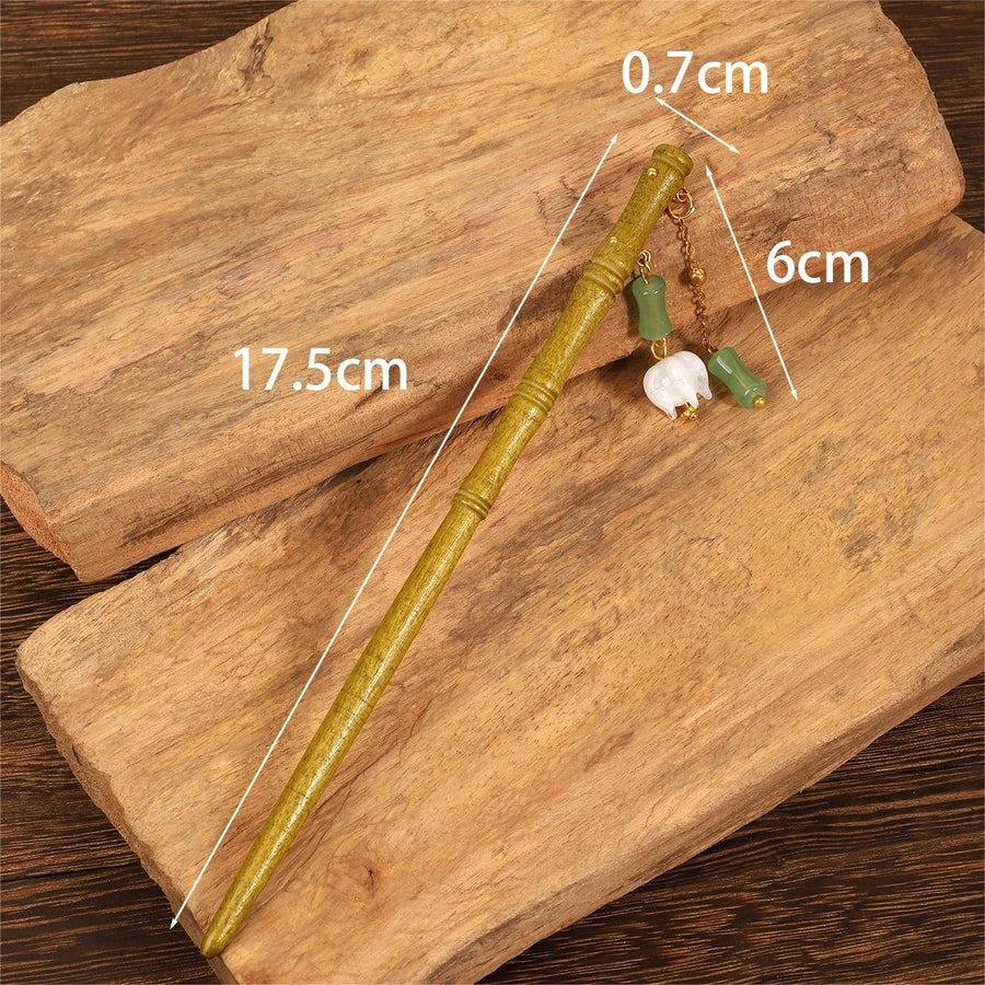 Women's Chinoiserie Classic Style Artistic Bamboo Flower Wood Tassel Hairpin