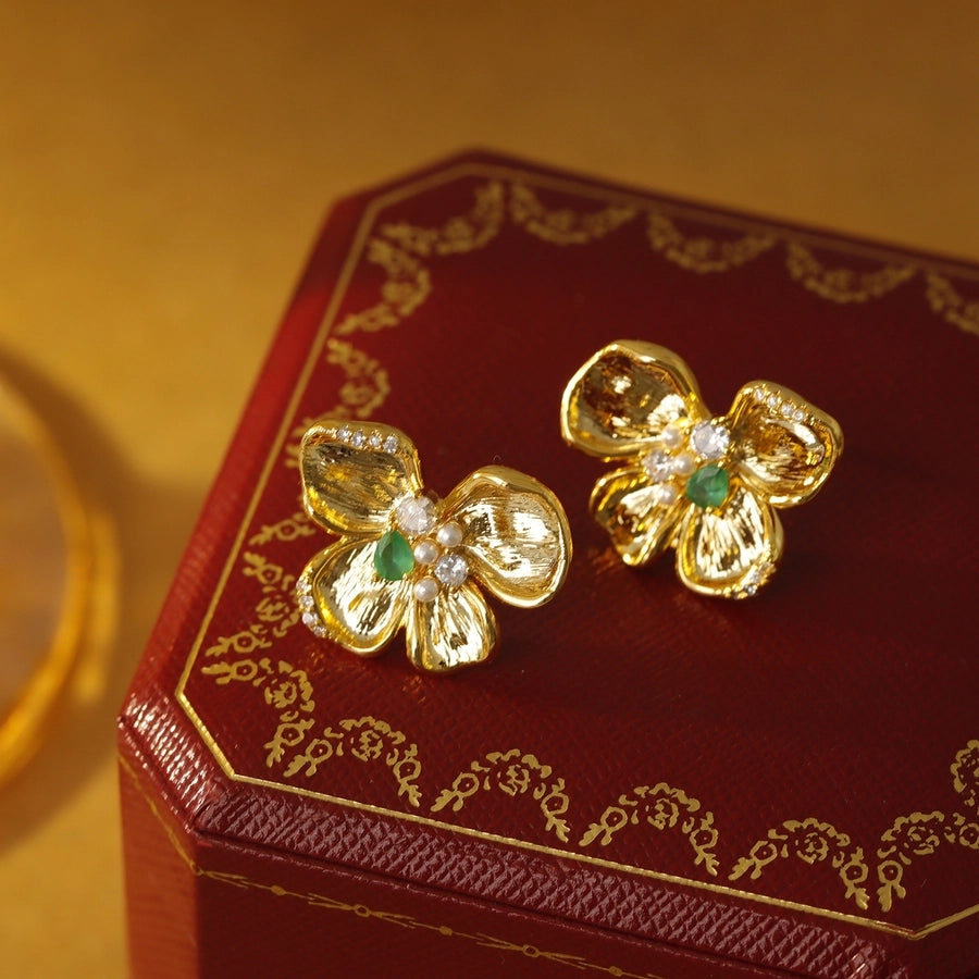 1 Pair Luxurious Vacation Sweet Flower Inlay Carving Copper Crystal Zircon 18K Gold Plated Ear Studs