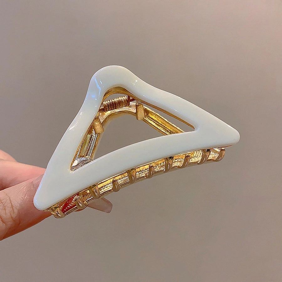 Women's Sweet Simple Style Triangle Alloy Resin Hollow Out Hair Claws