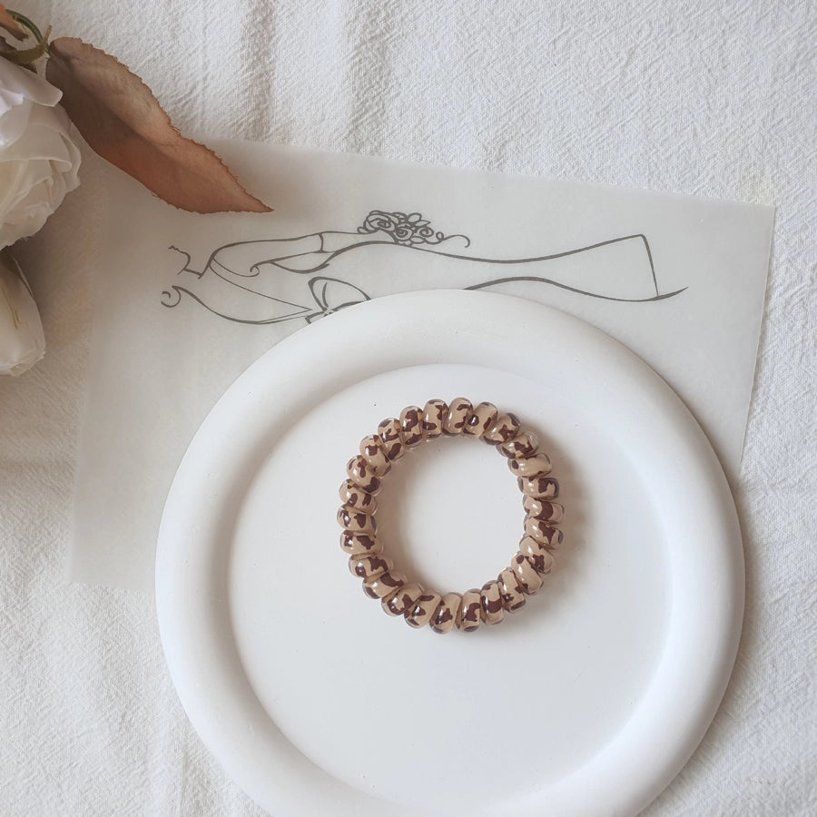 basic leopard plastic hair tie