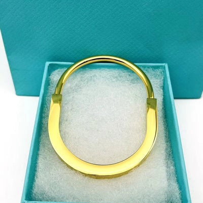 Elegant Simple Style Round Titanium Steel 18K Gold Plated Rhinestones Bangle In Bulk