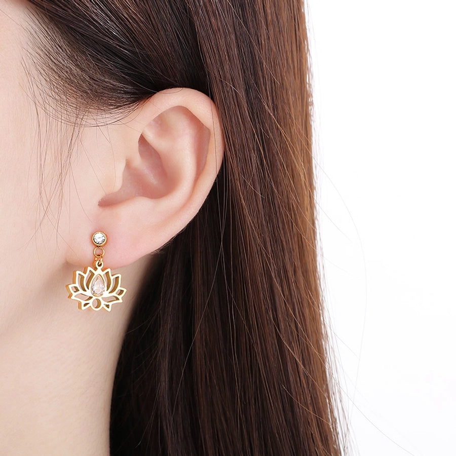 1 Pair Vintage Style Flower Hollow Out Inlay 304 Stainless Steel Zircon 18K Gold Plated Ear Studs