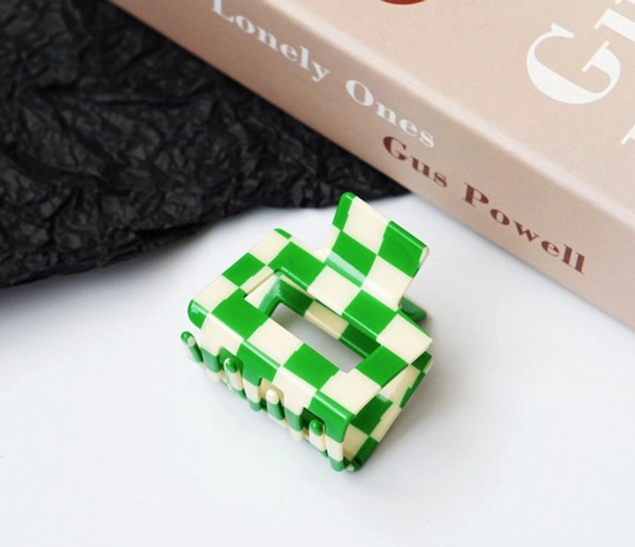 simple style lattice pvc hollow out hair claws