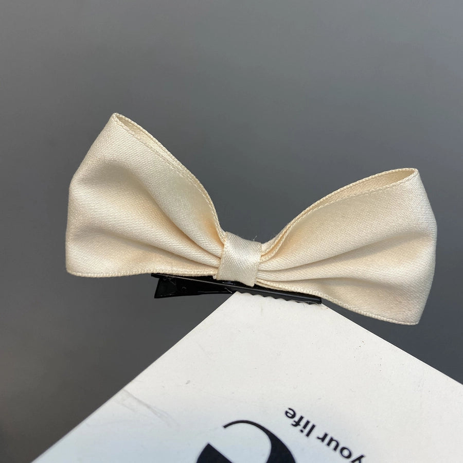 simple bow top clip