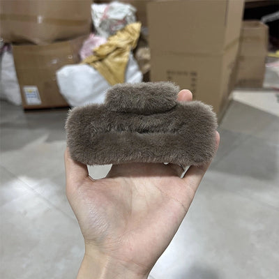 Women's Simple Style Solid Color PC Plush Hair Claws