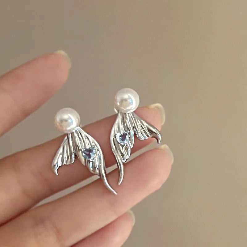 1 Pair Elegant Lady Geometric Heart Shape Plating Alloy Drop Earrings Ear Studs