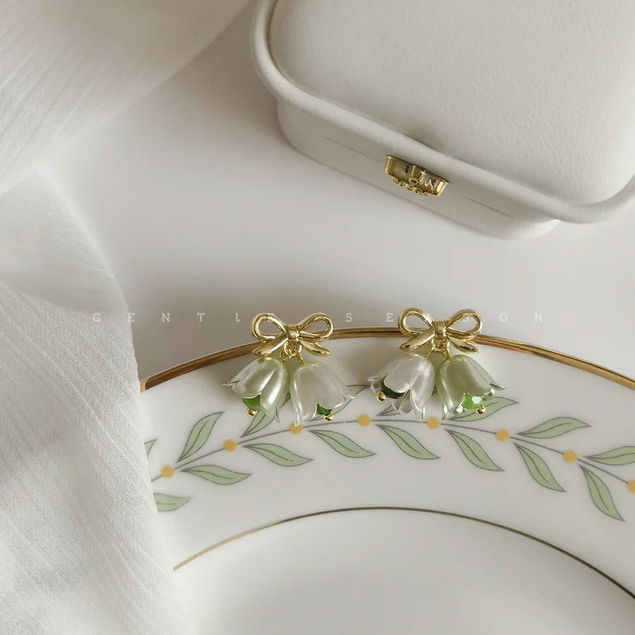 1 pair sweet flower plating alloy earrings