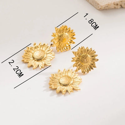 1 Pair Casual Modern Style Simple Style Sun Heart Shape Butterfly 304 Stainless Steel 18K Gold Plated Ear Studs