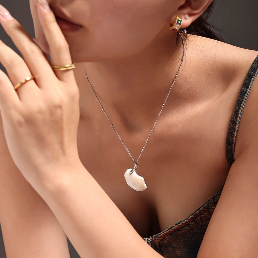 Jewelry Elegant Irregular Leaf 304 Stainless Steel Shell Pendant Necklace