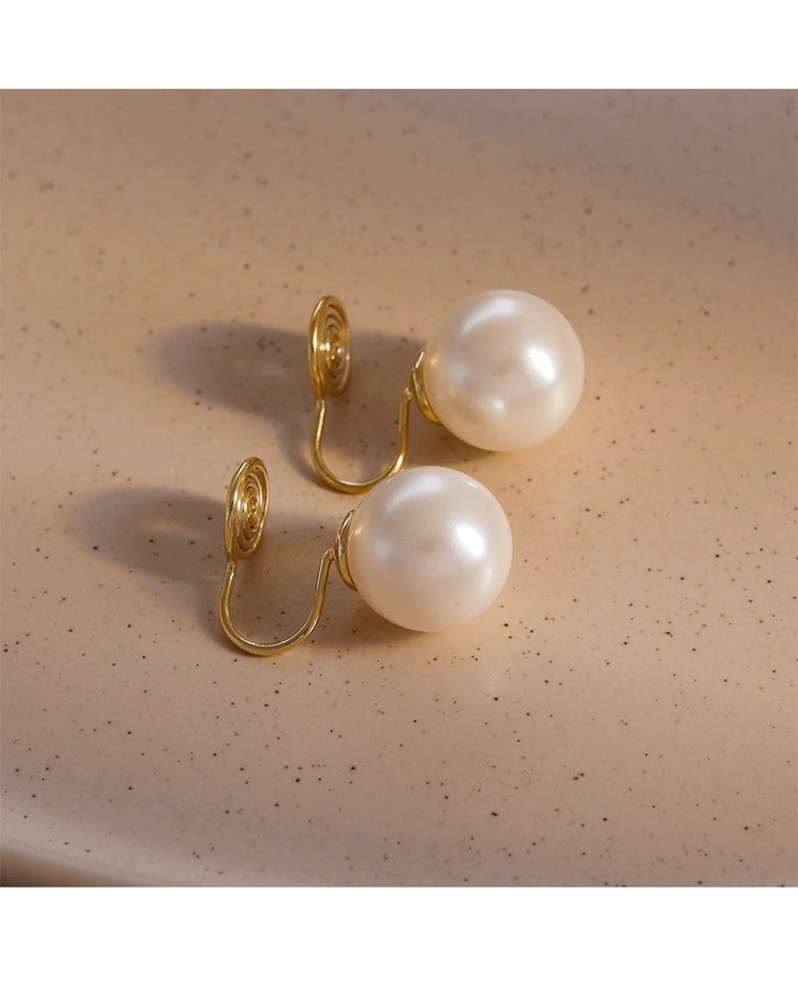 Korean Blogger feve_r  Light Luxury Pearl Painless Ear Holes Women's Mosquito Coil Ear Clip Classic  Earrings