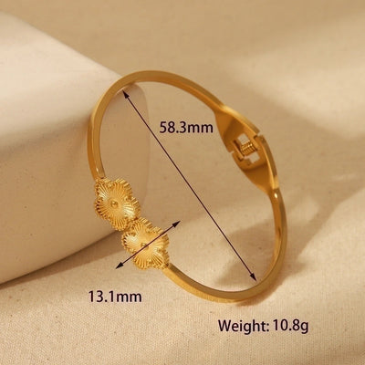 Formal Commute Wind Five-petal flower Round Flower 304 Stainless Steel 18K Gold Plated Bangle In Bulk