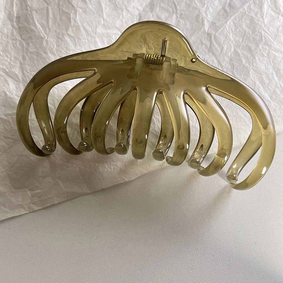 simple style solid color plastic resin hair claws