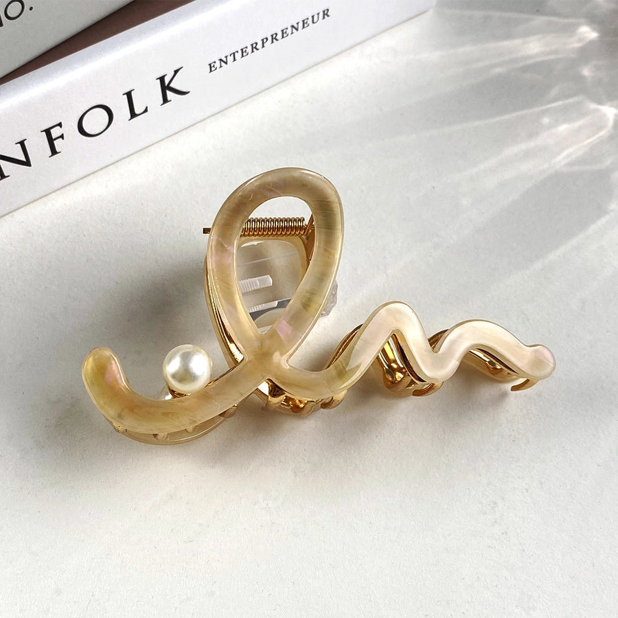 Women's Casual Simple Style Geometric Acetic acid sheets Hair Claws