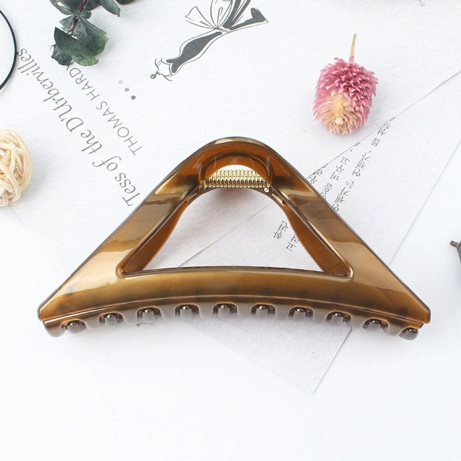 simple style triangle arylic stoving varnish hair claws 1 piece