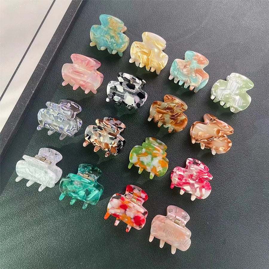 Women's Retro Geometric Acetic acid sheets Hair Claws