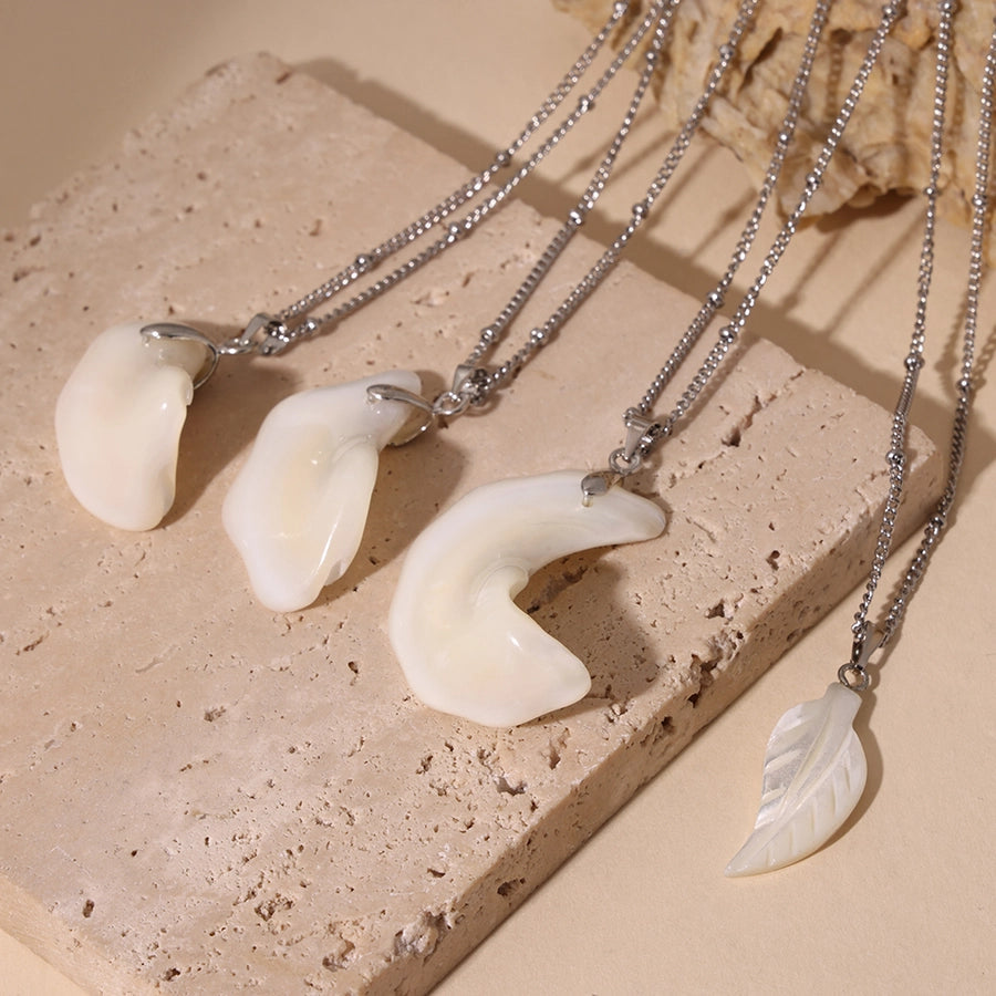 Jewelry Elegant Irregular Leaf 304 Stainless Steel Shell Pendant Necklace