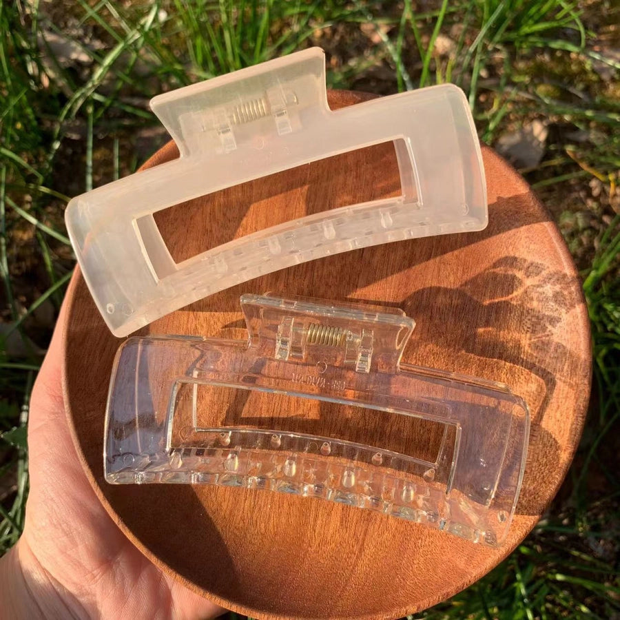 fashion solid color plastic resin hair claws 1 piece