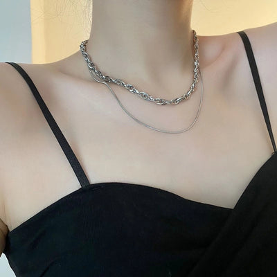 Jewelry Hip-Hop Simple Style Asymmetrical Titanium Steel Titanium Steel Silver Plated Asymmetrical Necklace